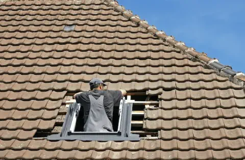 Pose de velux - Hauteville-sur-Mer
